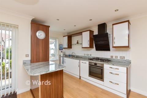 2 bedroom ground floor flat for sale, Ridgeway Cliff, Herne Bay CT6