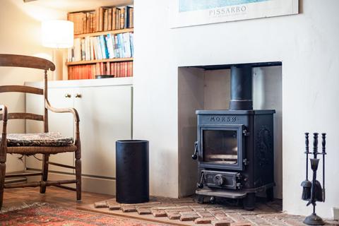 undefined, Chain Free and Elegant Two-Bedroom Home in Idyllic Kettlestone