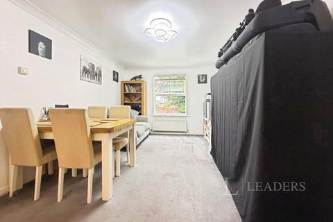 2 bedroom apartment for sale, Church Street, Dunstable, Bedfordshire
