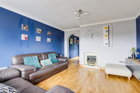 4 bedroom semi-detached house for sale, Parry Way, Arnold NG5