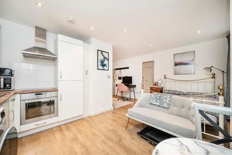 undefined, Greatorex Street, London E1
