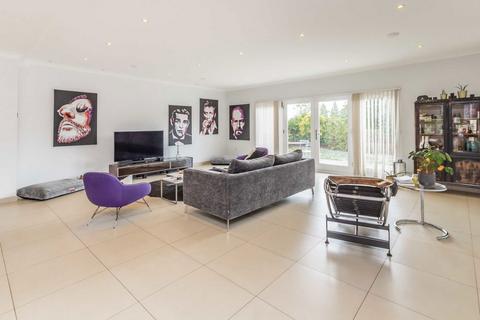 4 bedroom detached house for sale, Lower Ham Road, Kingston Upon Thames KT2