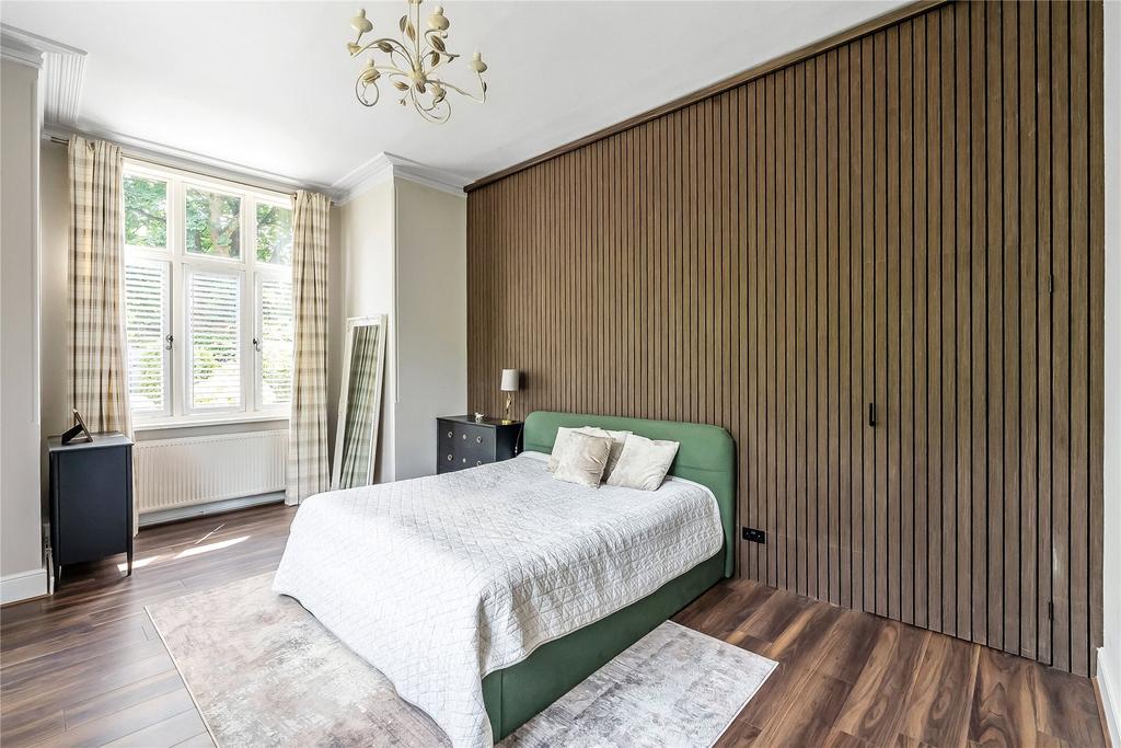Principal Bed