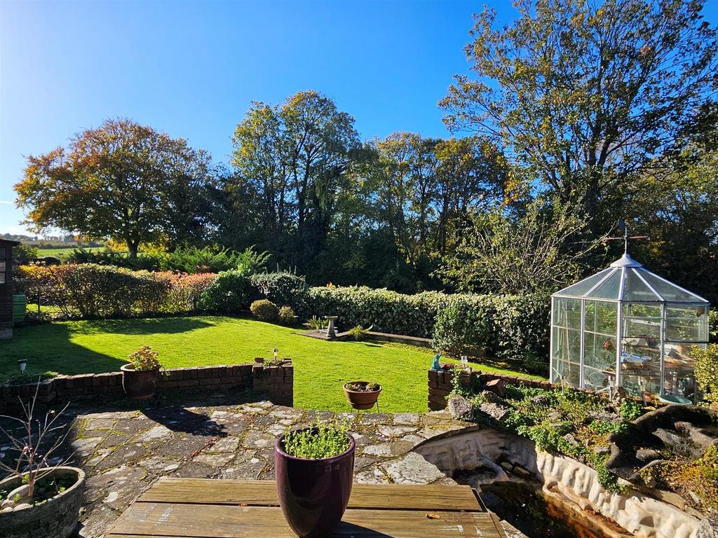 .Oct Garden3.jpg