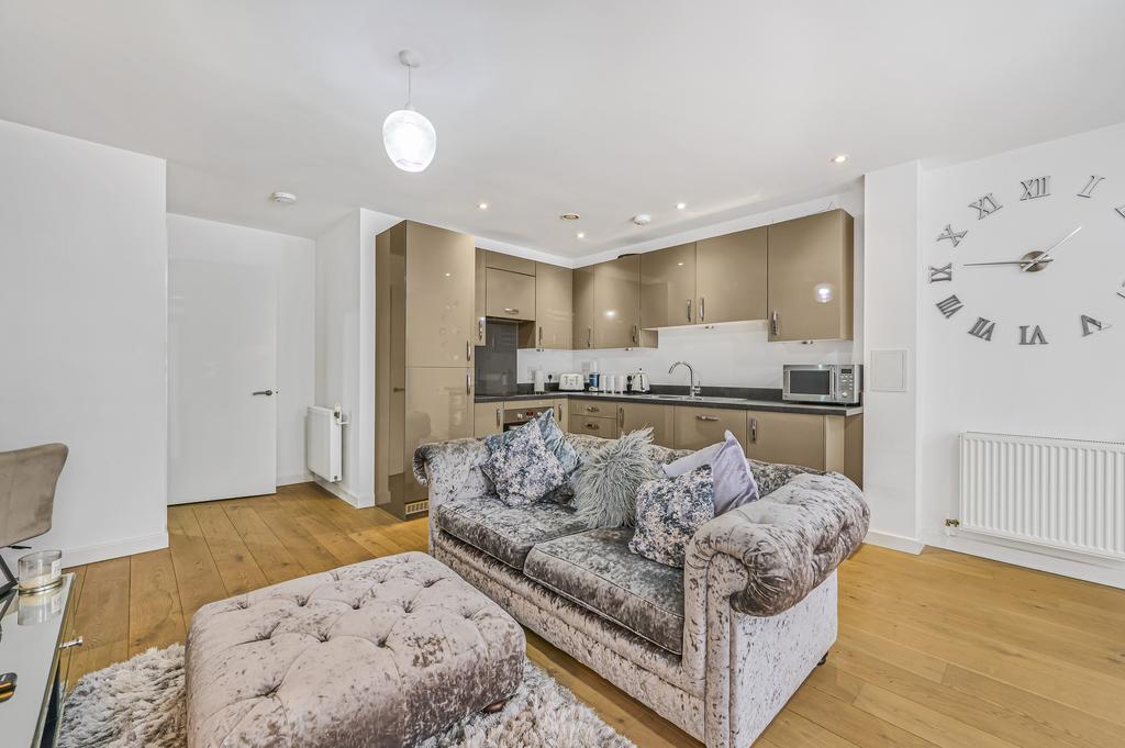Lauren Burnett - Amelia Street, London, SE17...