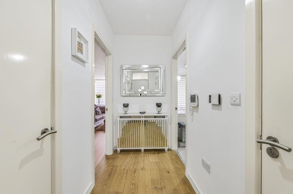 Lauren Burnett - Amelia Street, London, SE17...