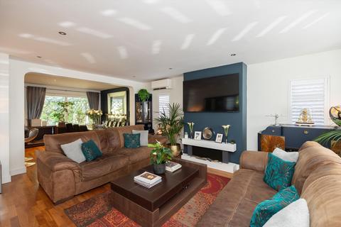 undefined, Heath Ridge Green, Cobham, Surrey, KT11