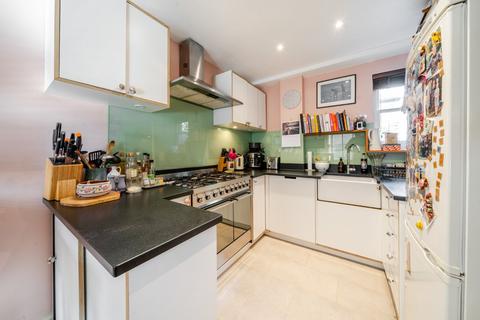 3 bedroom flat for sale, Leigham Court Road, Streatham, London, SW16