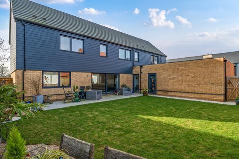 Romaine Road, Cranleigh, GU6