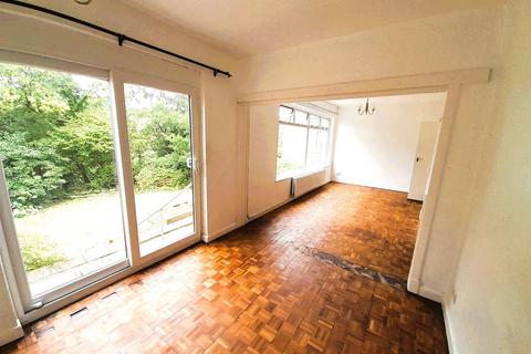 31 Dan Y Lan, Llanelli, SA14 8BP