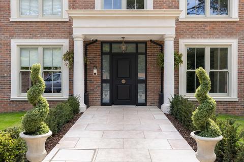 undefined, Leigh Court Close, Cobham, KT11