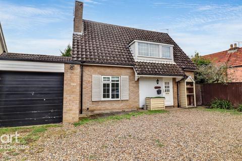 3 bedroom chalet for sale, New Road, Rougham, Bury St Edmunds