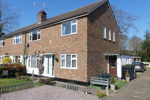 Fairlawns, Horley RH6