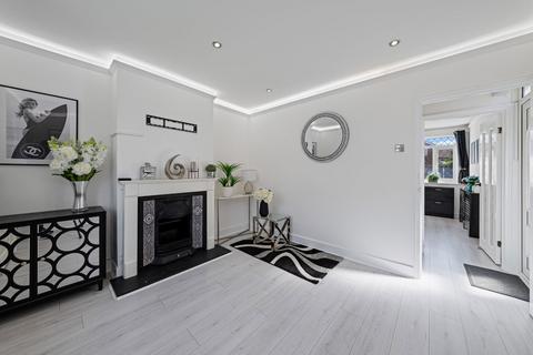 2 bedroom semi-detached house for sale, Wolseley Road, Romford RM7