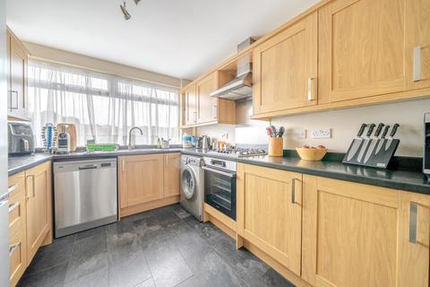 32 The Orchards, Bristol, BS15 9UF