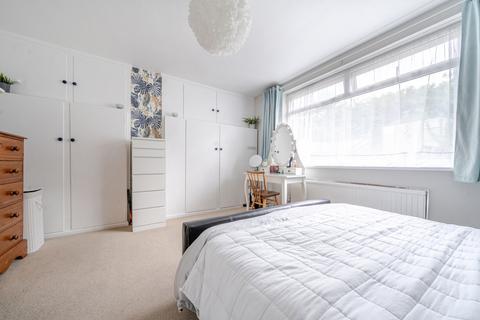 32 The Orchards, Bristol, BS15 9UF