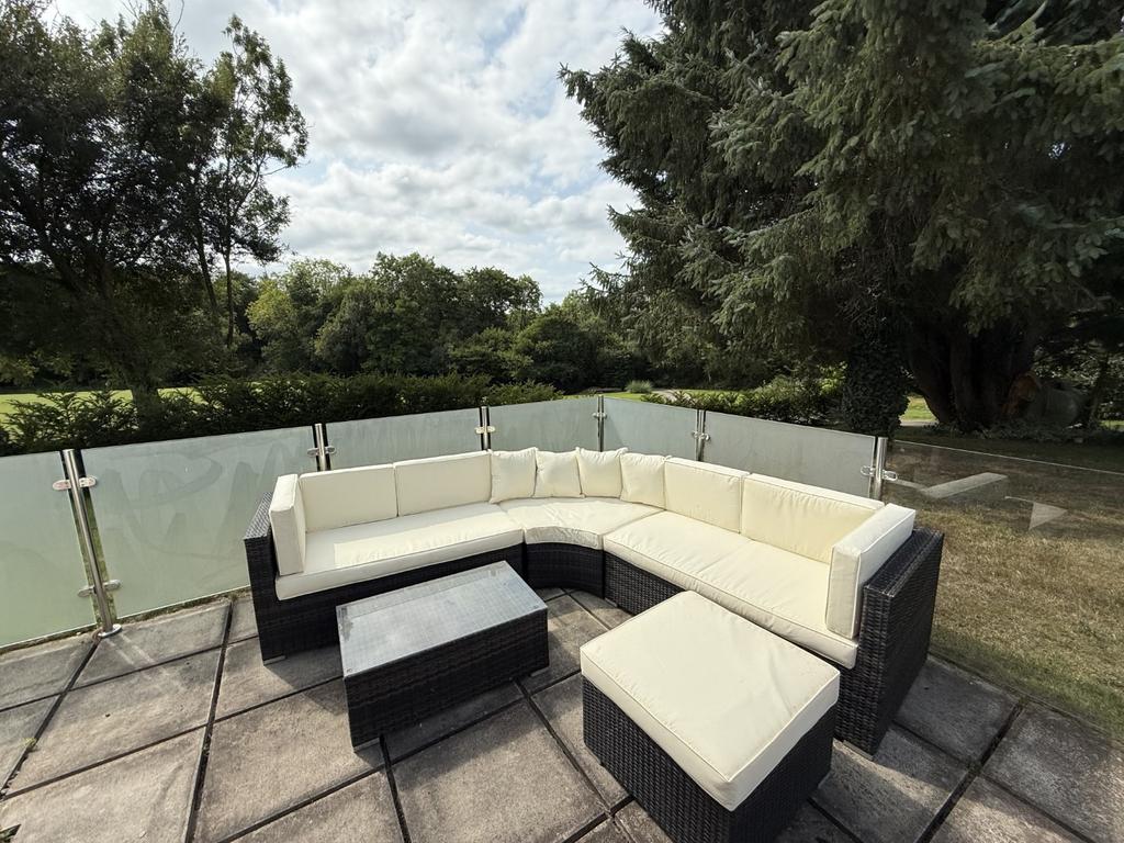 Garden &amp; Grounds