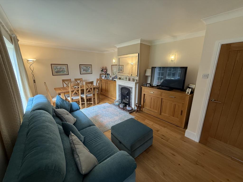 Front Lounge