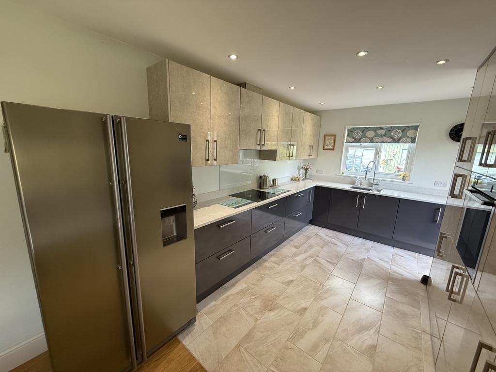 Open Plan Kitchen/Dining Room