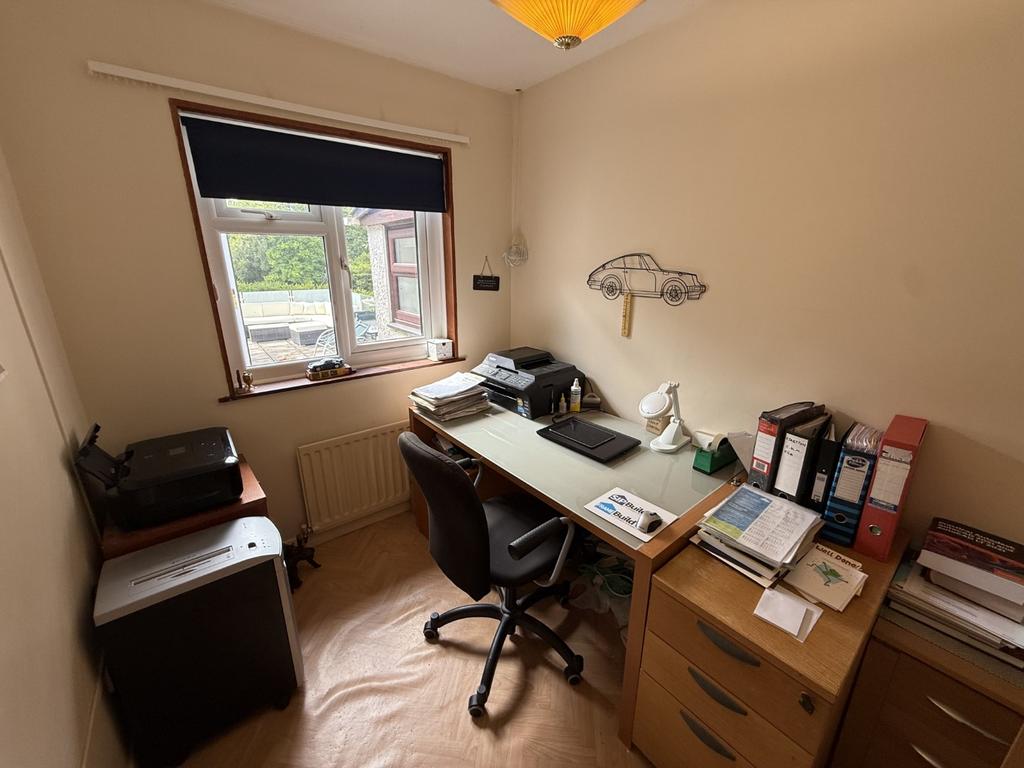 Office/Study/Bedroom 3