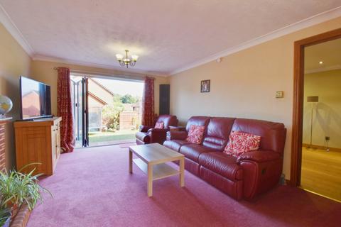 4 bedroom detached house to rent, Avalon Close, Hertfordshire WD25