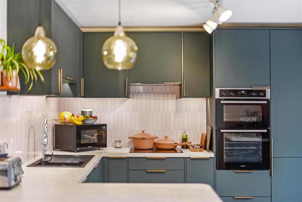 Sketch Ph42 6176920.jpg