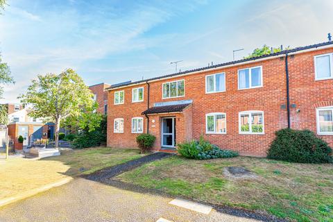 1 bedroom apartment for sale, Alban Court, St. Albans AL1