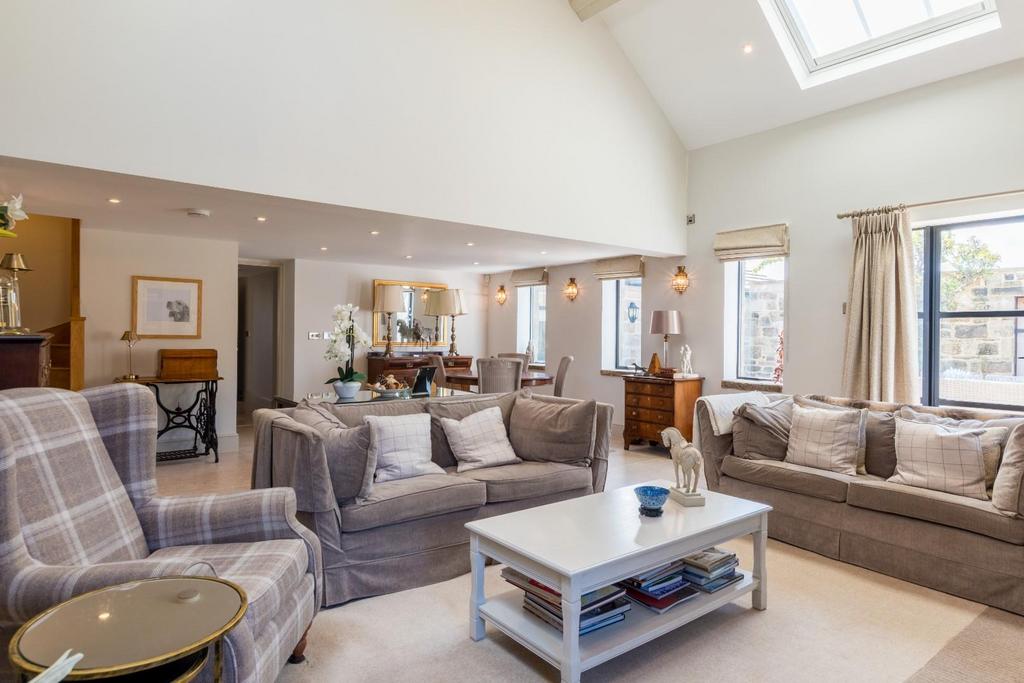 Show-Home-4.jpg