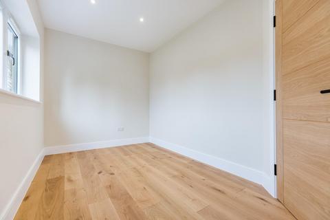 4 bedroom detached house for sale, Chelmsford Road, Barnston, Dunmow