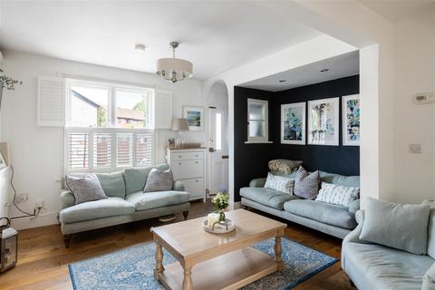 3 bedroom house for sale, Nutley Lane, Reigate