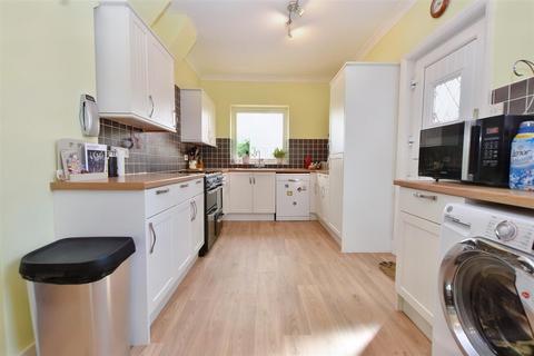 4 bedroom detached house for sale, Brassey Avenue, Eastbourne
