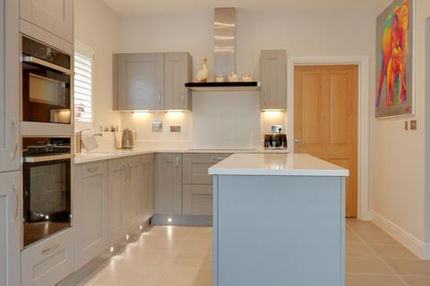 5 bedroom detached house for sale, Stroudley Drive, Burgess Hill, RH15