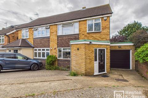 3 bedroom semi-detached house for sale, Balmoral Close, Billericay