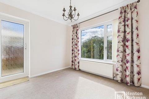 3 bedroom semi-detached house for sale, Balmoral Close, Billericay
