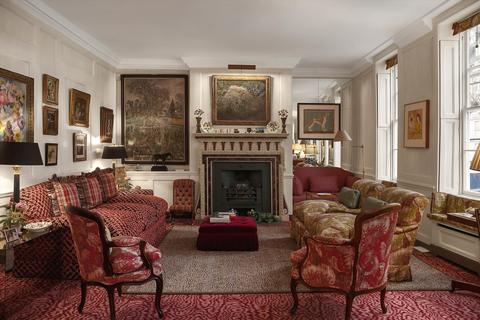 undefined, Smith Square, London, SW1P