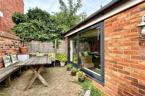 3 bedroom end of terrace house for sale, Vicarage Lane, Eastbourne, East Sussex, BN20