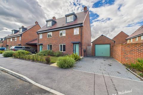 undefined, Atkins Way, Aston Reach, Aylesbury, Buckinghamshire