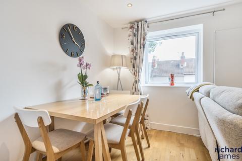 2 bedroom apartment for sale, Victoria Road, Swindon SN1