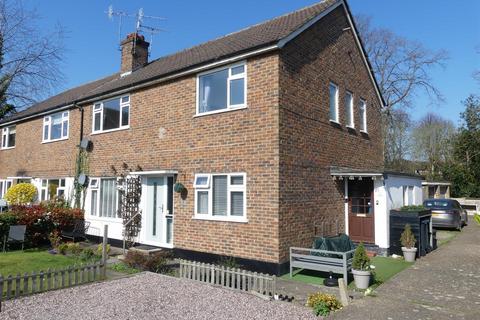 Fairlawns, Horley