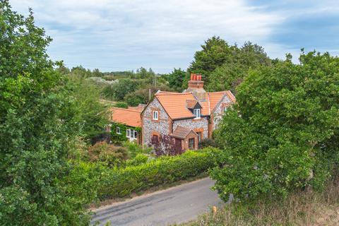 undefined, A Beautifully Updated Home in Gimingham, Surrounded by Countryside Views