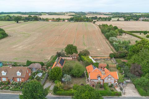 undefined, A Beautifully Updated Home in Gimingham, Surrounded by Countryside Views