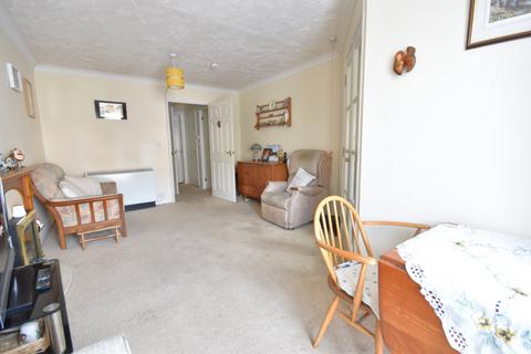 undefined, Gales Drive, Three Bridges, RH10