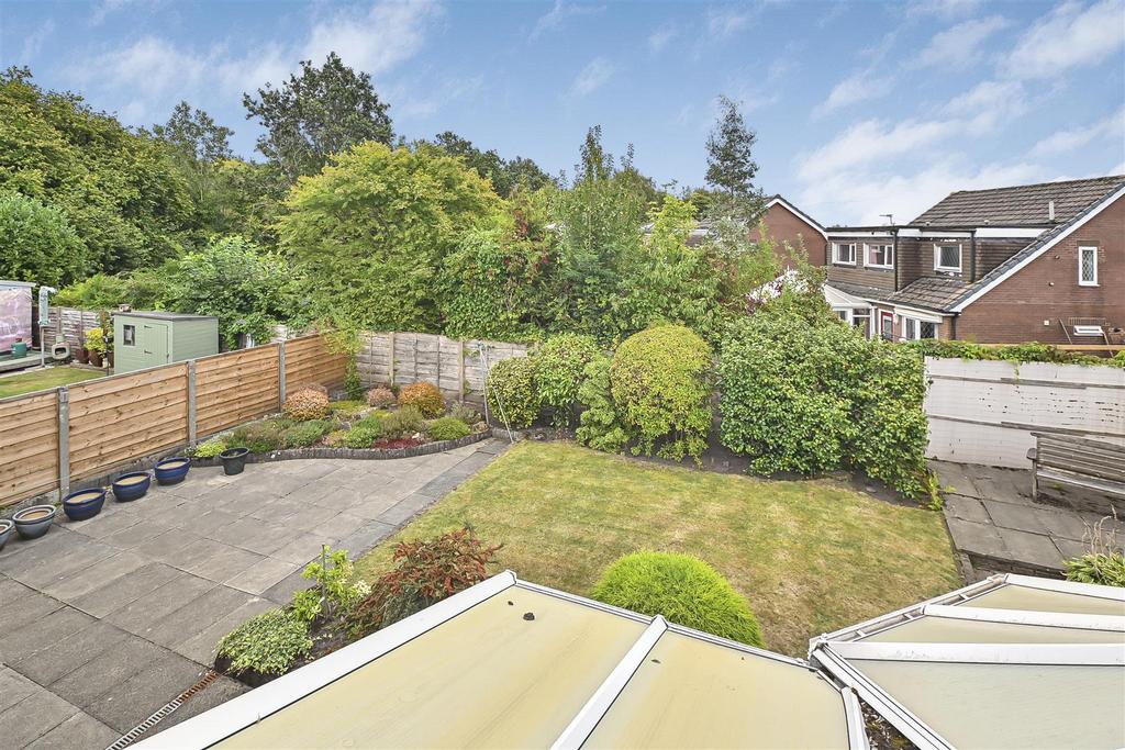 220 The Avenue View to Rear.jpg