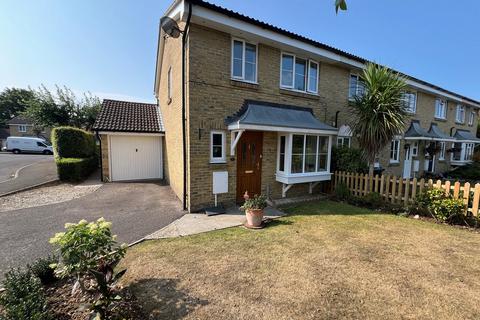 undefined, Hart Close, New Milton, Hampshire. BH25 5GL