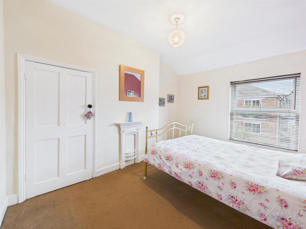 Bedroom: