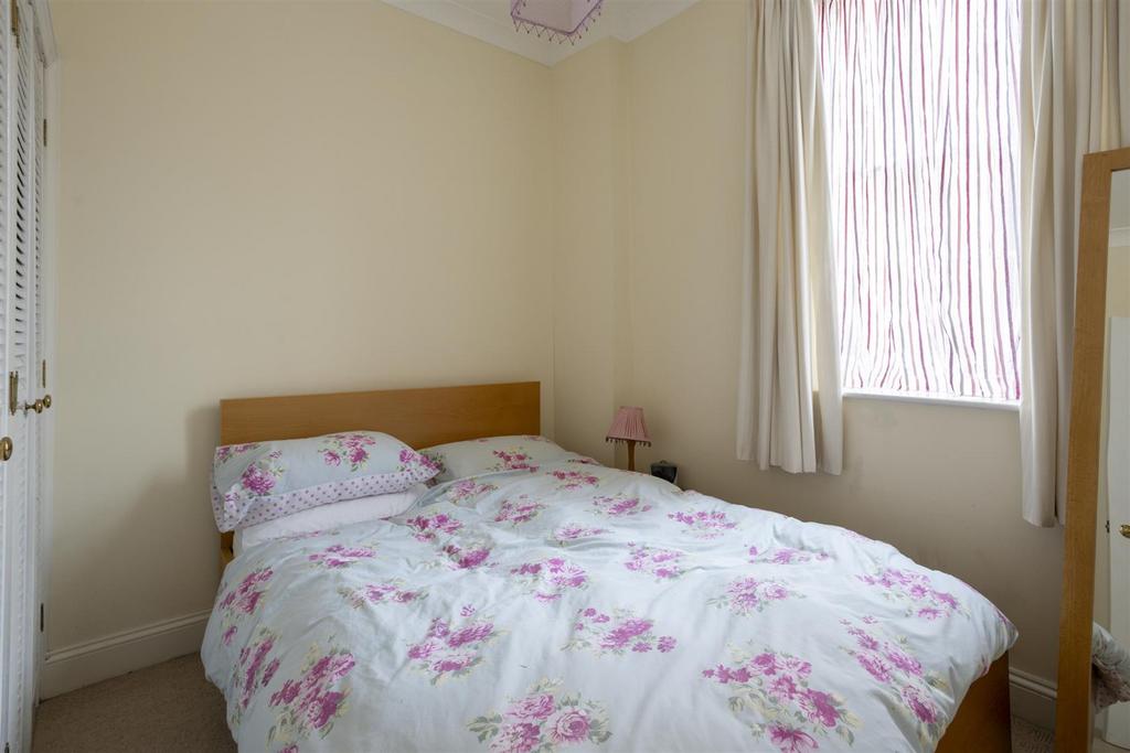 No 8 Trinity Court  11.jpg