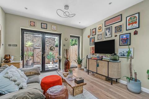 1 bedroom flat for sale, Balfour Road, Northfields, Ealing, W13