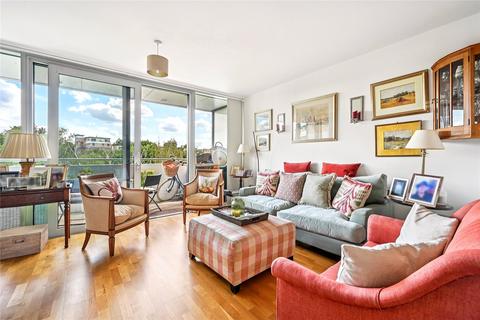 Colonial Drive, London, W4