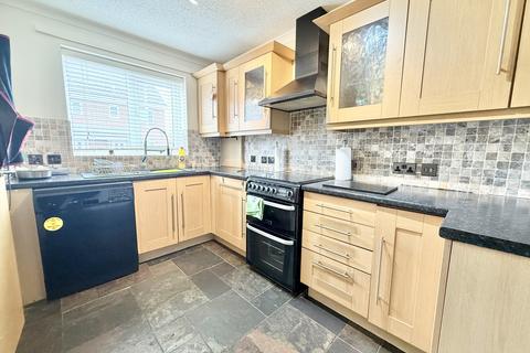 2 bedroom terraced house for sale, Flemington Close, Mildenhall, Bury St. Edmunds, Suffolk, IP28