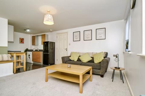 Flat 6, 13 Constitution Place, Edinburgh, EH6 7DJ